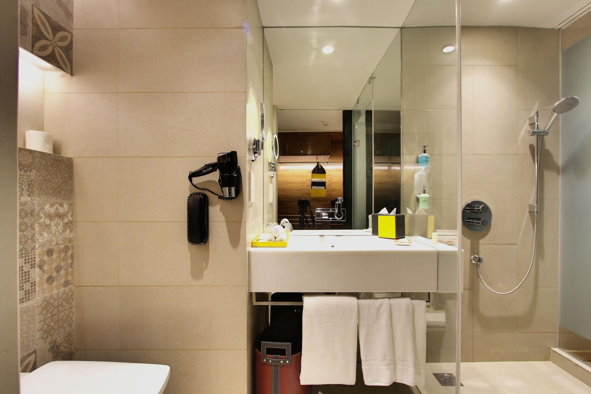 Radisson Bengaluru City Center Εξωτερικό φωτογραφία
