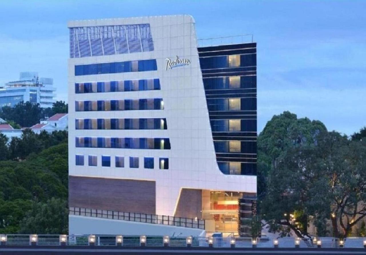 Radisson Bengaluru City Center Εξωτερικό φωτογραφία