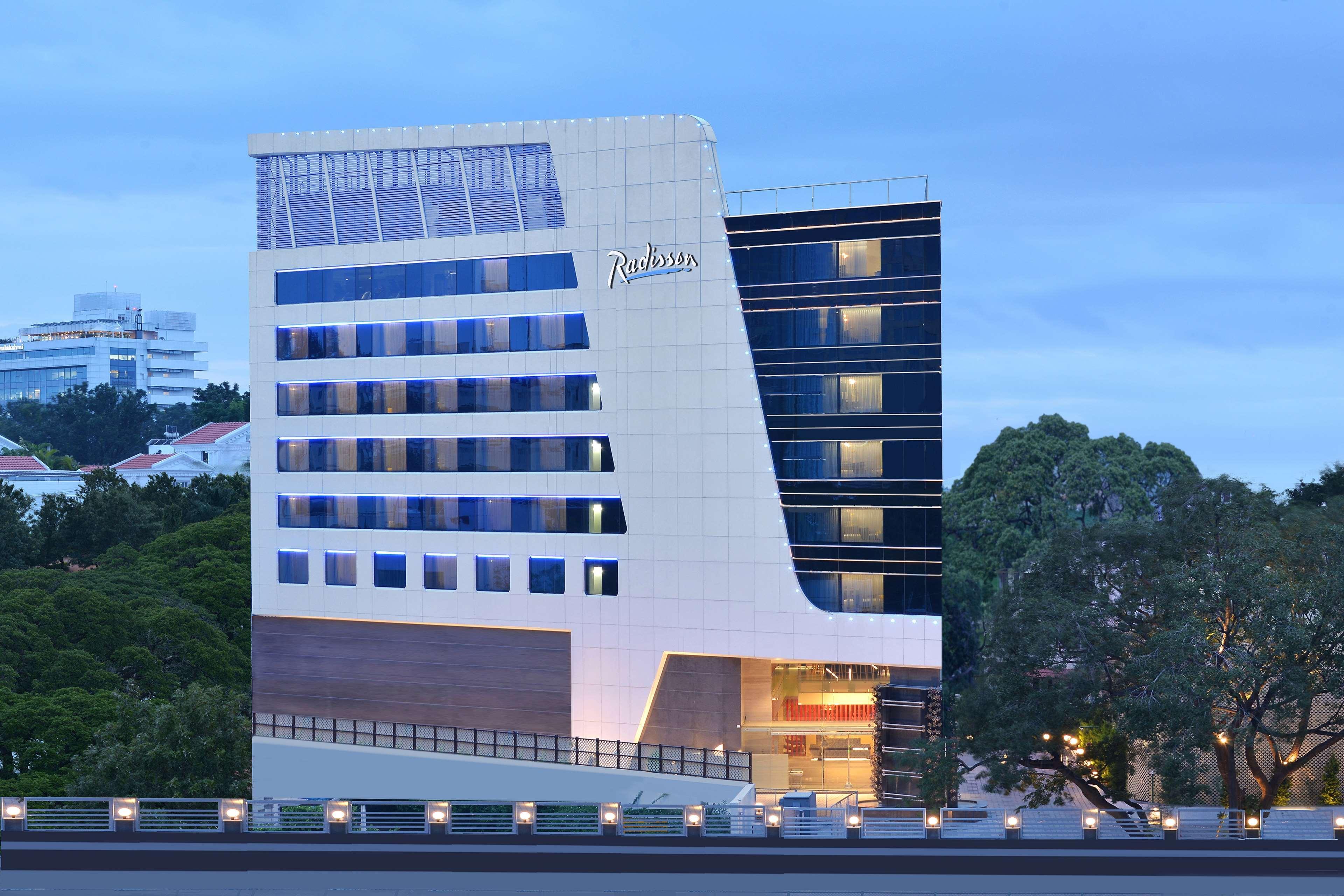 Radisson Bengaluru City Center Εξωτερικό φωτογραφία