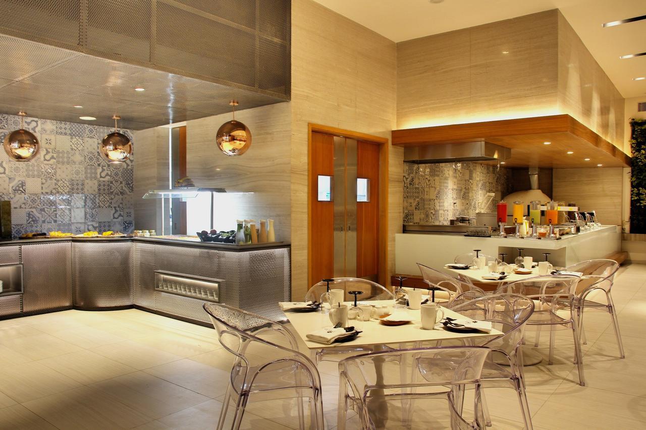 Radisson Bengaluru City Center Εξωτερικό φωτογραφία